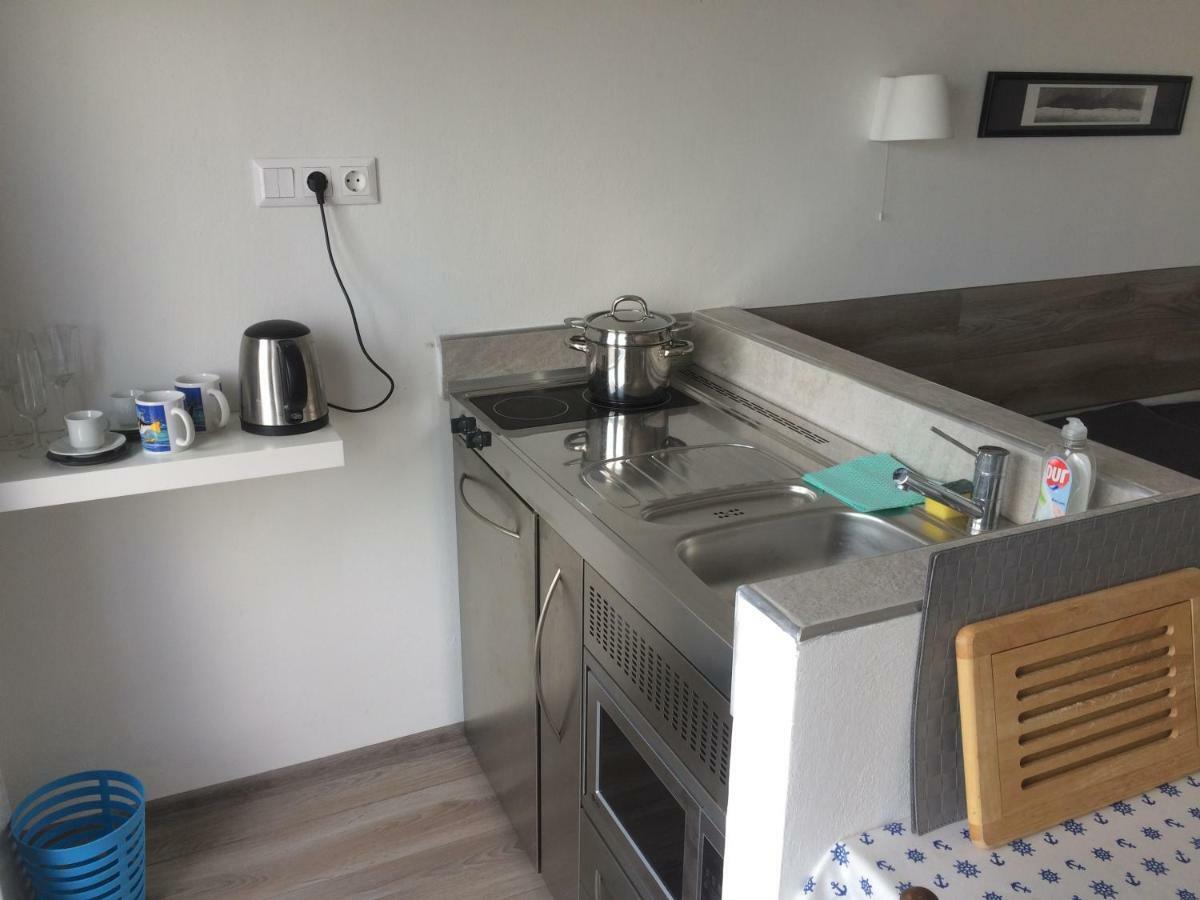 Studio Apartmanok 블로톤퓌레드 외부 사진