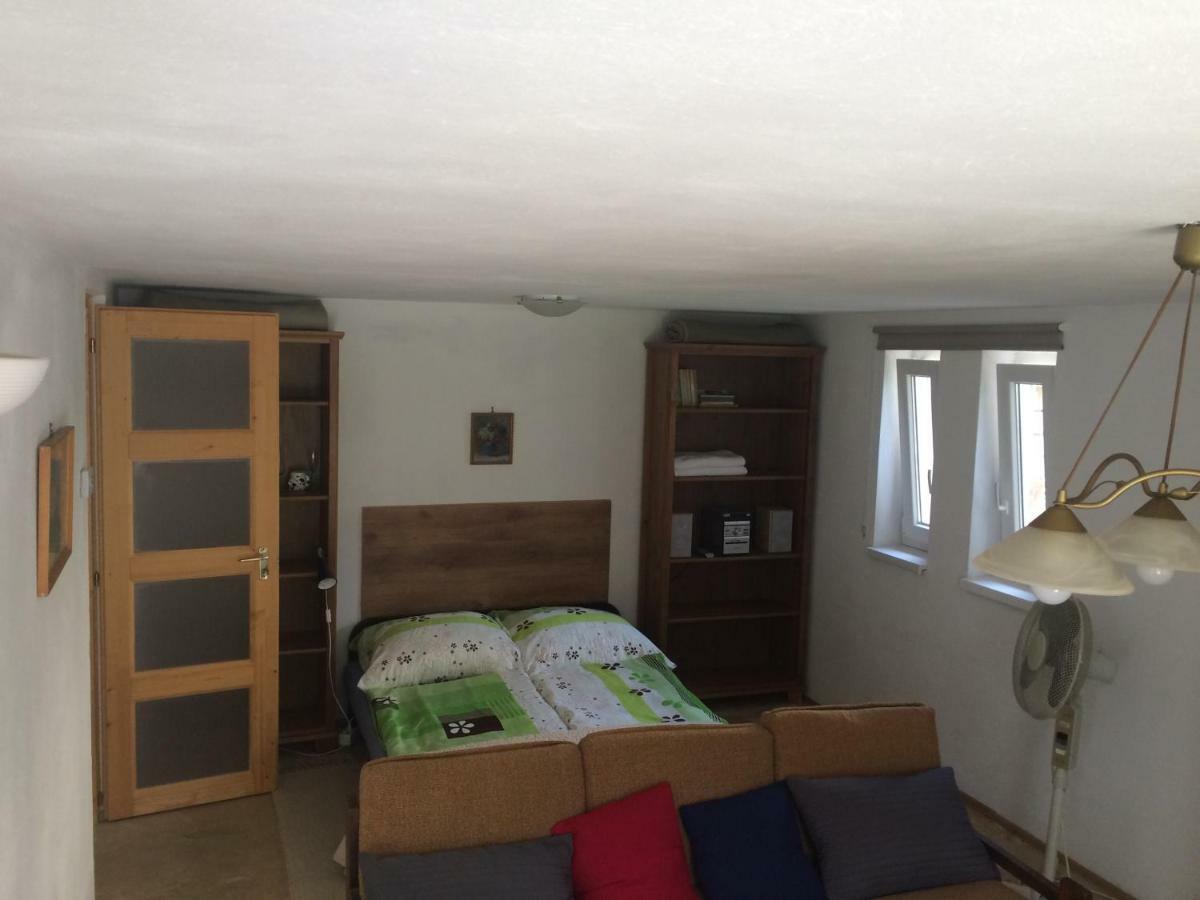 Studio Apartmanok 블로톤퓌레드 외부 사진